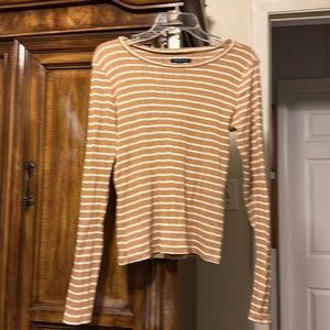 American Eagle long sleeve top size medium
